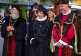 24 - Préparation au défilé avec Nostradamus et la reine Catherine
